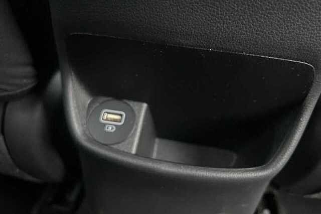 Hyundai KONA 1.0 T-GDi MHEV Premium SUV 5dr Petrol Hybrid Manual Euro 6 (s/s) (120 ps) Grey