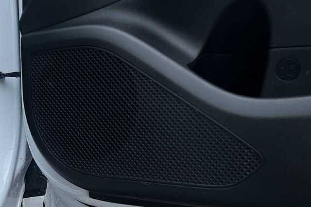 Hyundai TUCSON 1.6 T-GDi N Line SUV 5dr Petrol Hybrid Auto Euro 6 (s/s) (215 ps) White