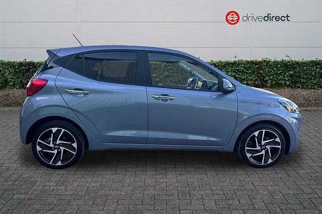 Hyundai i10 1.2 Premium Hatchback 5dr Petrol Auto Euro 6 (s/s) (79 ps)