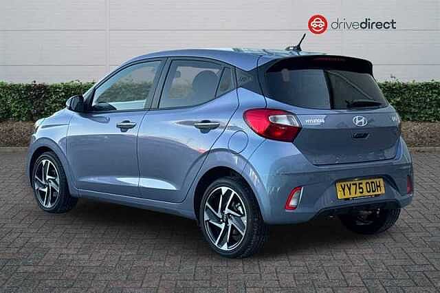 Hyundai i10 1.2 Premium Hatchback 5dr Petrol Auto Euro 6 (s/s) (79 ps)