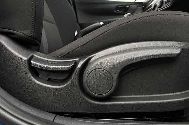 Hyundai i20 1.0 T-GDi Black Line Hatchback 5dr Petrol Manual Euro 6 (s/s) (90 ps)