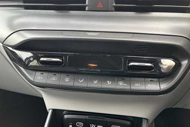 Hyundai BAYON 1.0 T-GDi Tech Line SUV 5dr Petrol DCT Euro 6 (s/s) (90 ps) Blue