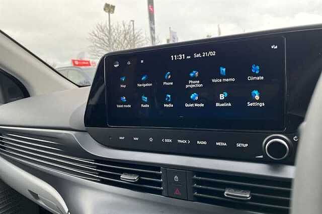 Hyundai BAYON 1.0 T-GDi Tech Line SUV 5dr Petrol DCT Euro 6 (s/s) (90 ps) Blue