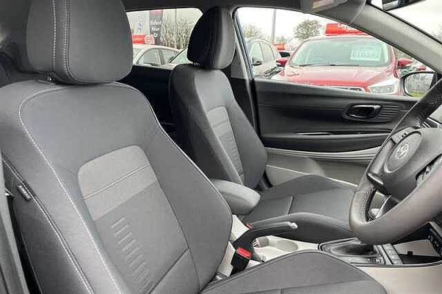 Hyundai BAYON 1.0 T-GDi Tech Line SUV 5dr Petrol DCT Euro 6 (s/s) (90 ps) Blue