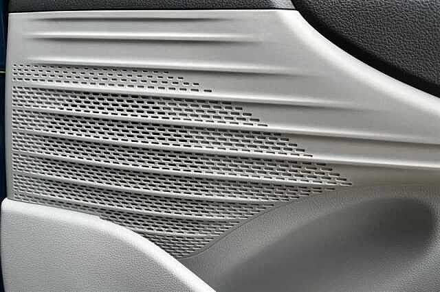 Hyundai BAYON 1.0 T-GDi Tech Line SUV 5dr Petrol DCT Euro 6 (s/s) (90 ps) Blue