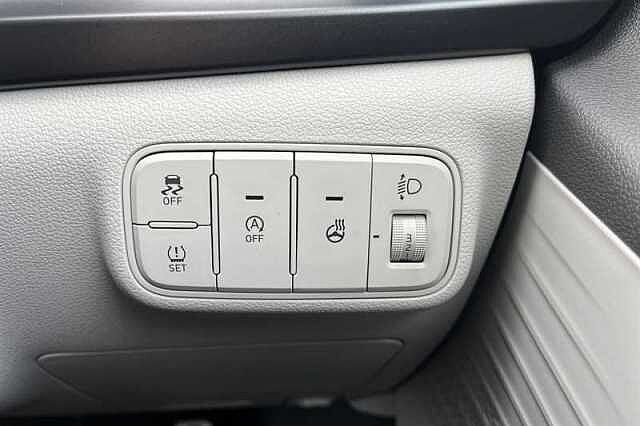 Hyundai BAYON 1.0 T-GDi Tech Line SUV 5dr Petrol DCT Euro 6 (s/s) (90 ps) Blue