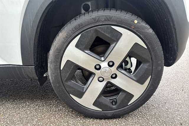 Hyundai INSTER Long Range 49kWh 02 SUV 5dr Electric Auto (115 ps) White