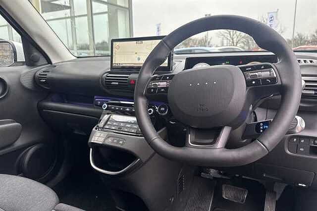 Hyundai INSTER Long Range 49kWh 02 SUV 5dr Electric Auto (115 ps) White