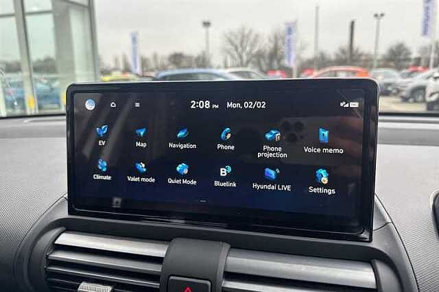 Hyundai INSTER Long Range 49kWh 02 SUV 5dr Electric Auto (115 ps) White