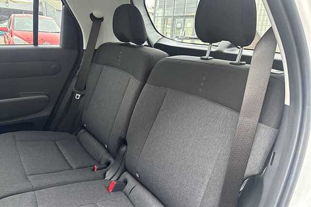 Hyundai INSTER Long Range 49kWh 02 SUV 5dr Electric Auto (115 ps) White