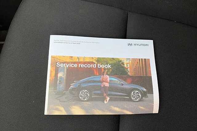 Hyundai KONA 65.4kWh Advance SUV 5dr Electric Auto (218 ps) Black