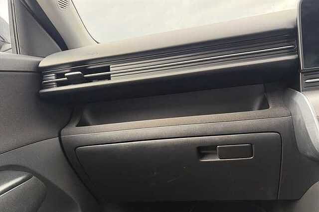 Hyundai KONA 65.4kWh Advance SUV 5dr Electric Auto (218 ps) Black