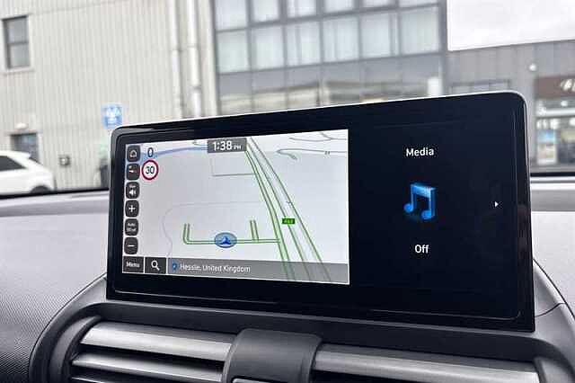 Hyundai INSTER Long Range 49kWh 02 SUV 5dr Electric Auto (115 ps) White