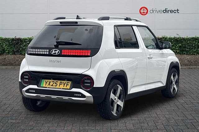 Hyundai INSTER Long Range 49kWh 02 SUV 5dr Electric Auto (115 ps) White
