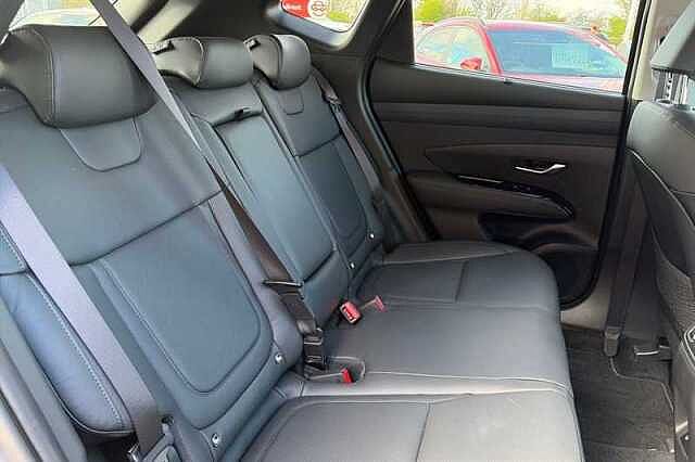 Hyundai TUCSON 1.6T Ultimate SUV 5dr Petrol Hybrid Auto Euro 6 (s/s) (239 ps)