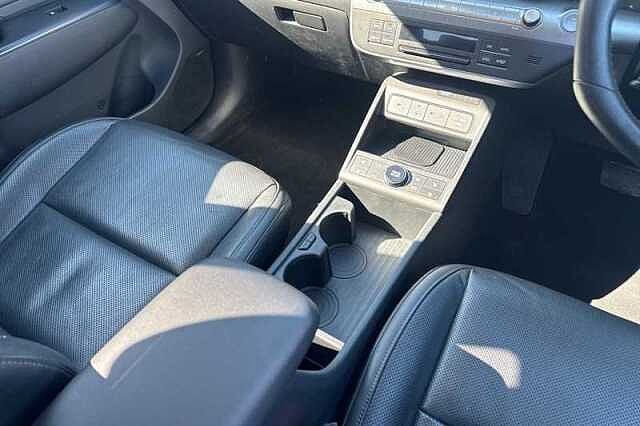 Hyundai KONA 65.4kWh Ultimate SUV 5dr Electric Auto (218 ps) White