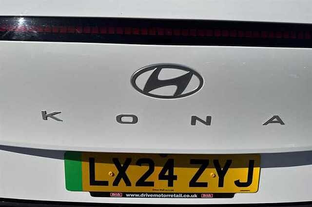 Hyundai KONA 65.4kWh Ultimate SUV 5dr Electric Auto (218 ps) White