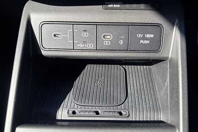 Hyundai KONA 65.4kWh Ultimate SUV 5dr Electric Auto (218 ps) White