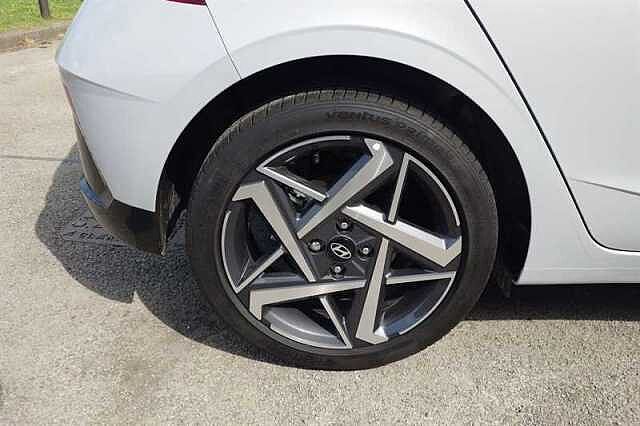 Hyundai I20 1.0 T-GDi Tech Line Hatchback 5dr Petrol Manual Euro 6 (s/s) (90 ps)