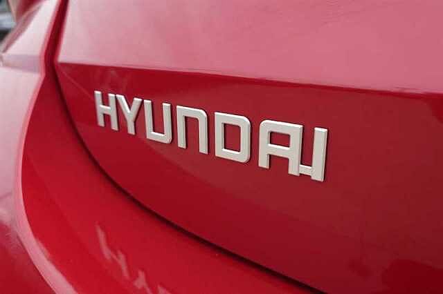 Hyundai I20 1.0 T-GDi Black Line Hatchback 5dr Petrol Manual Euro 6 (s/s) (90 ps) Red