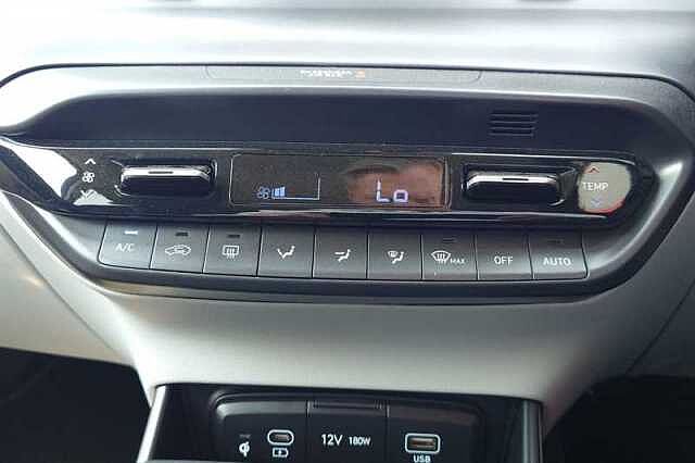 Hyundai I20 1.0 T-GDi Tech Line Hatchback 5dr Petrol DCT Euro 6 (s/s) (90 ps) Blue