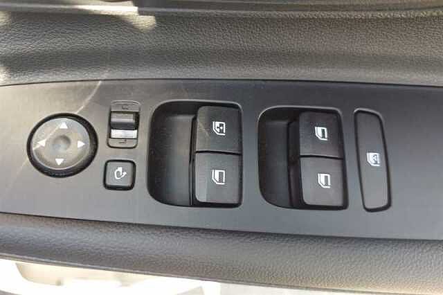 Hyundai I20 1.0 T-GDi Tech Line Hatchback 5dr Petrol DCT Euro 6 (s/s) (90 ps) Blue