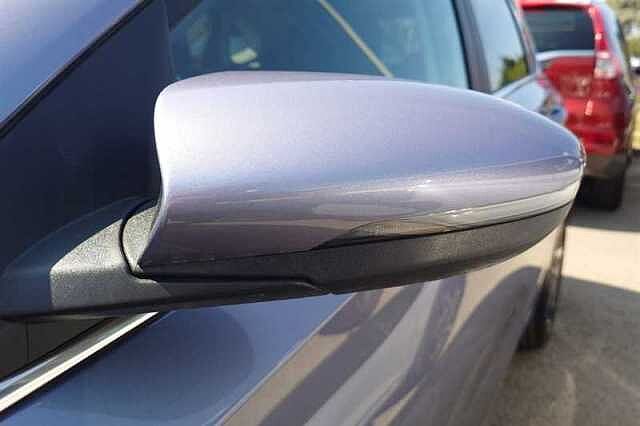 Hyundai I20 1.0 T-GDi Tech Line Hatchback 5dr Petrol DCT Euro 6 (s/s) (90 ps) Blue
