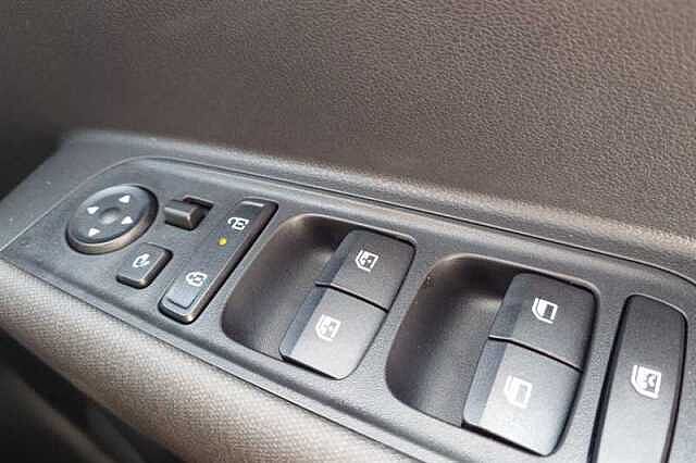 Hyundai INSTER Long Range 49kWh 02 SUV 5dr Electric Auto (115 ps)