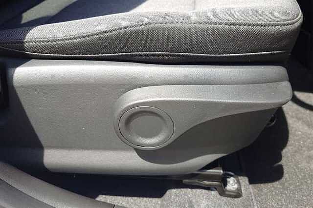 Hyundai INSTER Long Range 49kWh 02 SUV 5dr Electric Auto (115 ps)