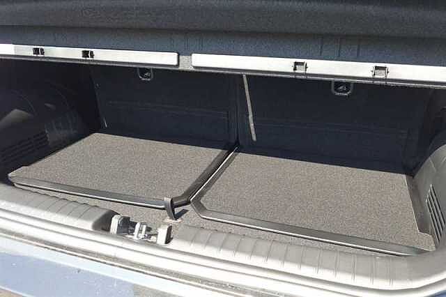 Hyundai INSTER Long Range 49kWh 02 SUV 5dr Electric Auto (115 ps)