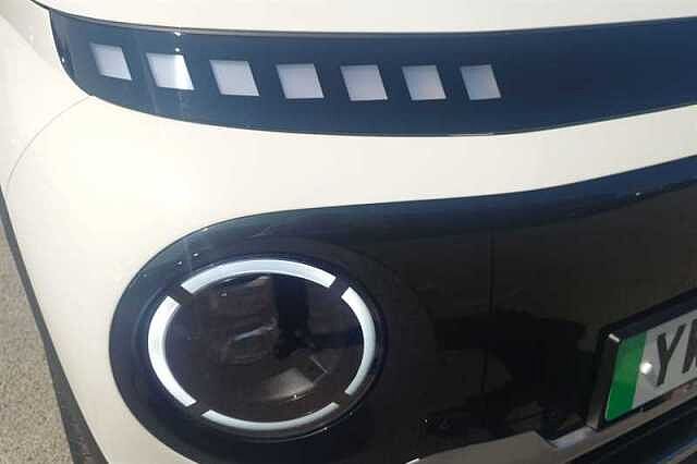 Hyundai INSTER Long Range 49kWh 02 SUV 5dr Electric Auto (115 ps)
