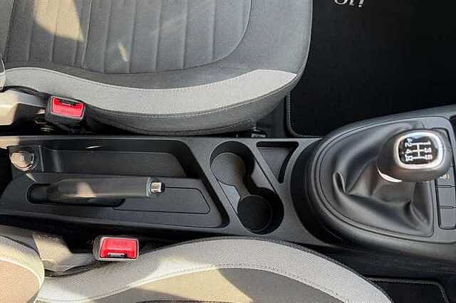 Hyundai I10 1.0 Advance Hatchback 5dr Petrol Manual Euro 6 (s/s) (67 ps) Black