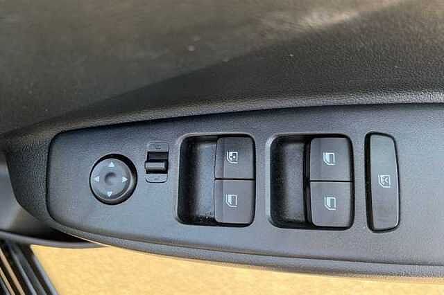 Hyundai I10 1.0 Advance Hatchback 5dr Petrol Manual Euro 6 (s/s) (67 ps) Black