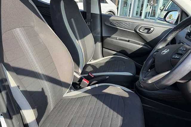 Hyundai I10 1.0 Advance Hatchback 5dr Petrol Manual Euro 6 (s/s) (67 ps) Black