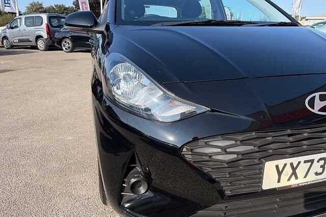 Hyundai I10 1.0 Advance Hatchback 5dr Petrol Manual Euro 6 (s/s) (67 ps) Black
