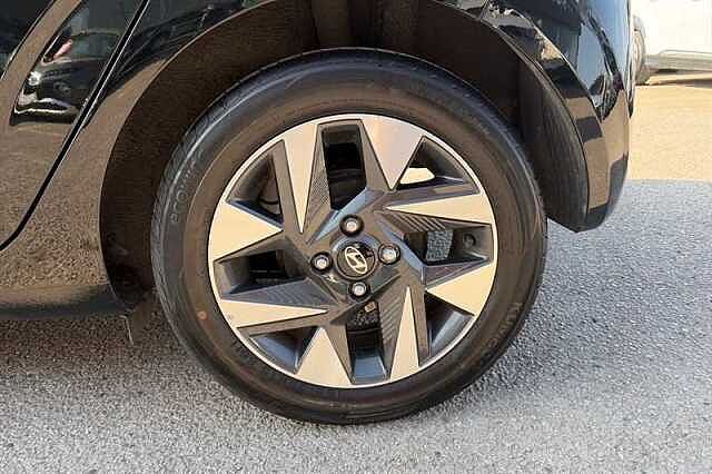 Hyundai I10 1.0 Advance Hatchback 5dr Petrol Manual Euro 6 (s/s) (67 ps) Black
