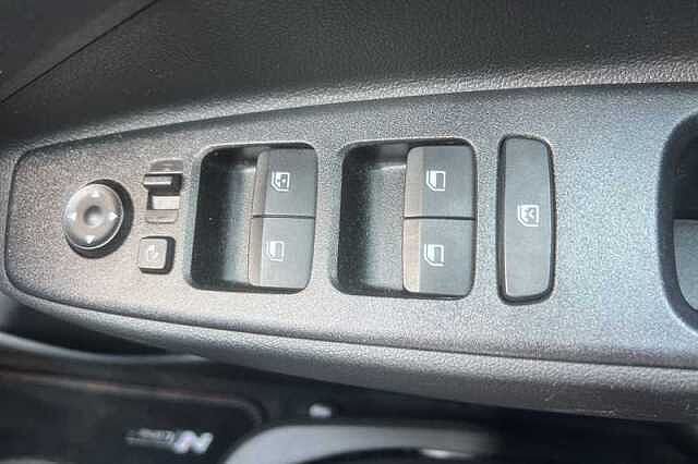 Hyundai I10 1.0 T-GDi N Line Hatchback 5dr Petrol Manual Euro 6 (s/s) (100 ps) White