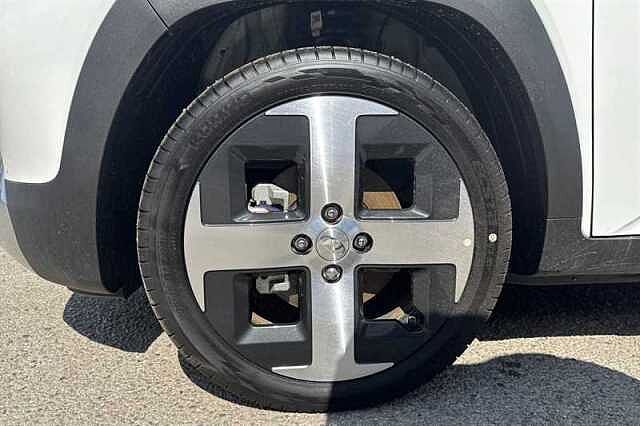 Hyundai INSTER Long Range 49kWh 02 SUV 5dr Electric Auto (115 ps)