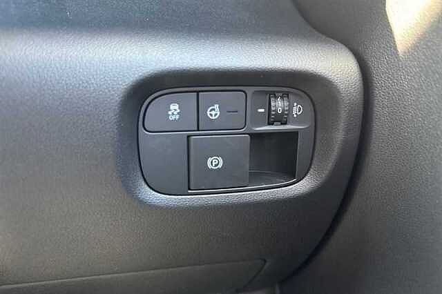Hyundai INSTER Long Range 49kWh 02 SUV 5dr Electric Auto (115 ps)