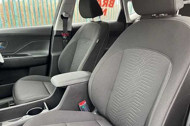 Hyundai KONA 48.4kWh Advance SUV 5dr Electric Auto (156 ps)