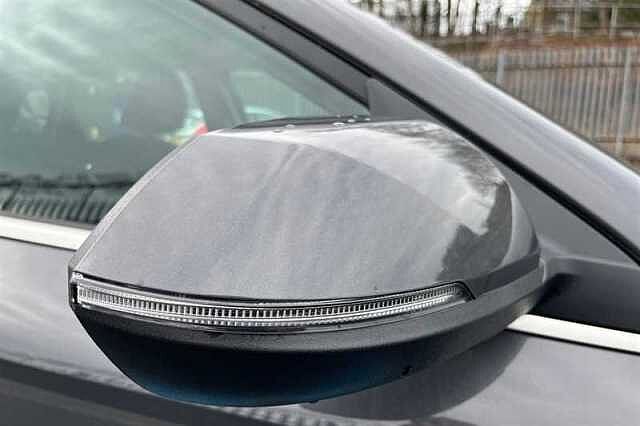 Hyundai KONA 48.4kWh Advance SUV 5dr Electric Auto (156 ps)