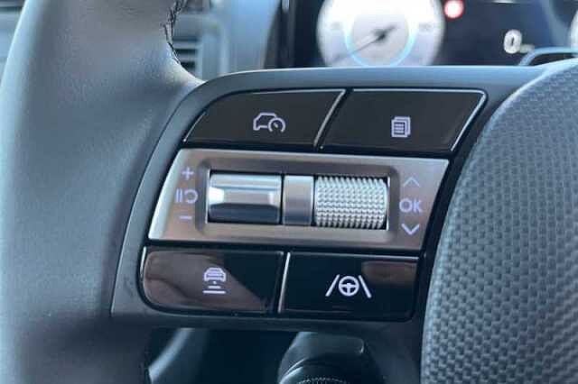 Hyundai INSTER Long Range 49kWh 02 SUV 5dr Electric Auto (115 ps) White