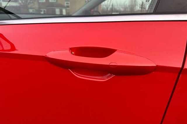 Hyundai KONA 1.6 h-GDi Ultimate SUV 5dr Petrol Hybrid DCT Euro 6 (s/s) (141 ps)