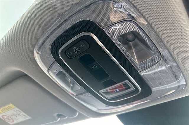 Hyundai KONA 1.6 h-GDi Ultimate SUV 5dr Petrol Hybrid DCT Euro 6 (s/s) (141 ps)