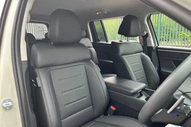 Hyundai SANTA FE 1.6 T-GDi 13.8kWh Ultimate SUV 5dr Petrol Plug-in Hybrid Auto 4WD Euro 6 (s/s) (