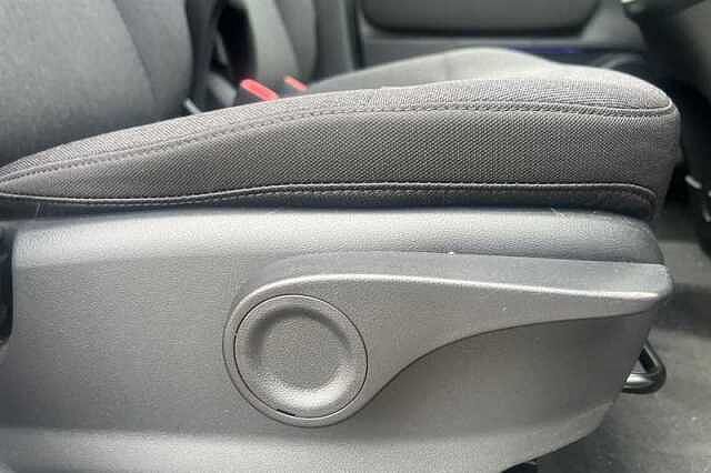 Hyundai INSTER Long Range 49kWh 02 SUV 5dr Electric Auto (115 ps)