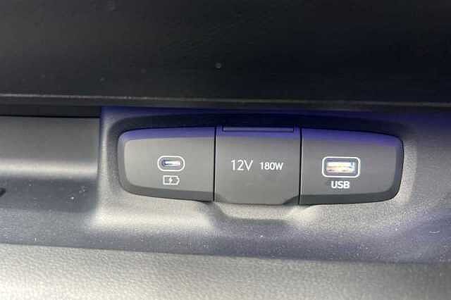 Hyundai INSTER Long Range 49kWh 02 SUV 5dr Electric Auto (115 ps)