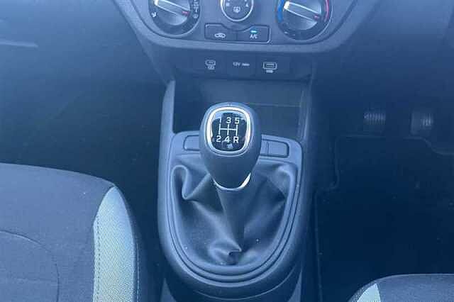 Hyundai I10 1.0 Advance Hatchback 5dr Petrol Manual Euro 6 (s/s) (63 ps) Grey