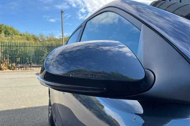 Hyundai i10 1.0 Premium Hatchback 5dr Petrol Auto Euro 6 (s/s) (63 ps)