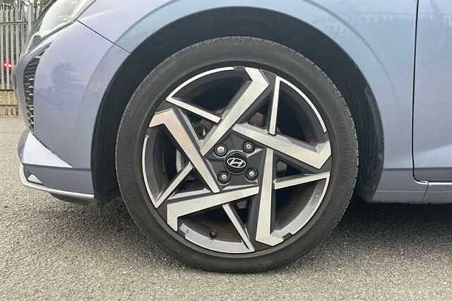 Hyundai i20 1.0 T-GDi Premium Hatchback 5dr Petrol DCT Euro 6 (s/s) (100 ps)